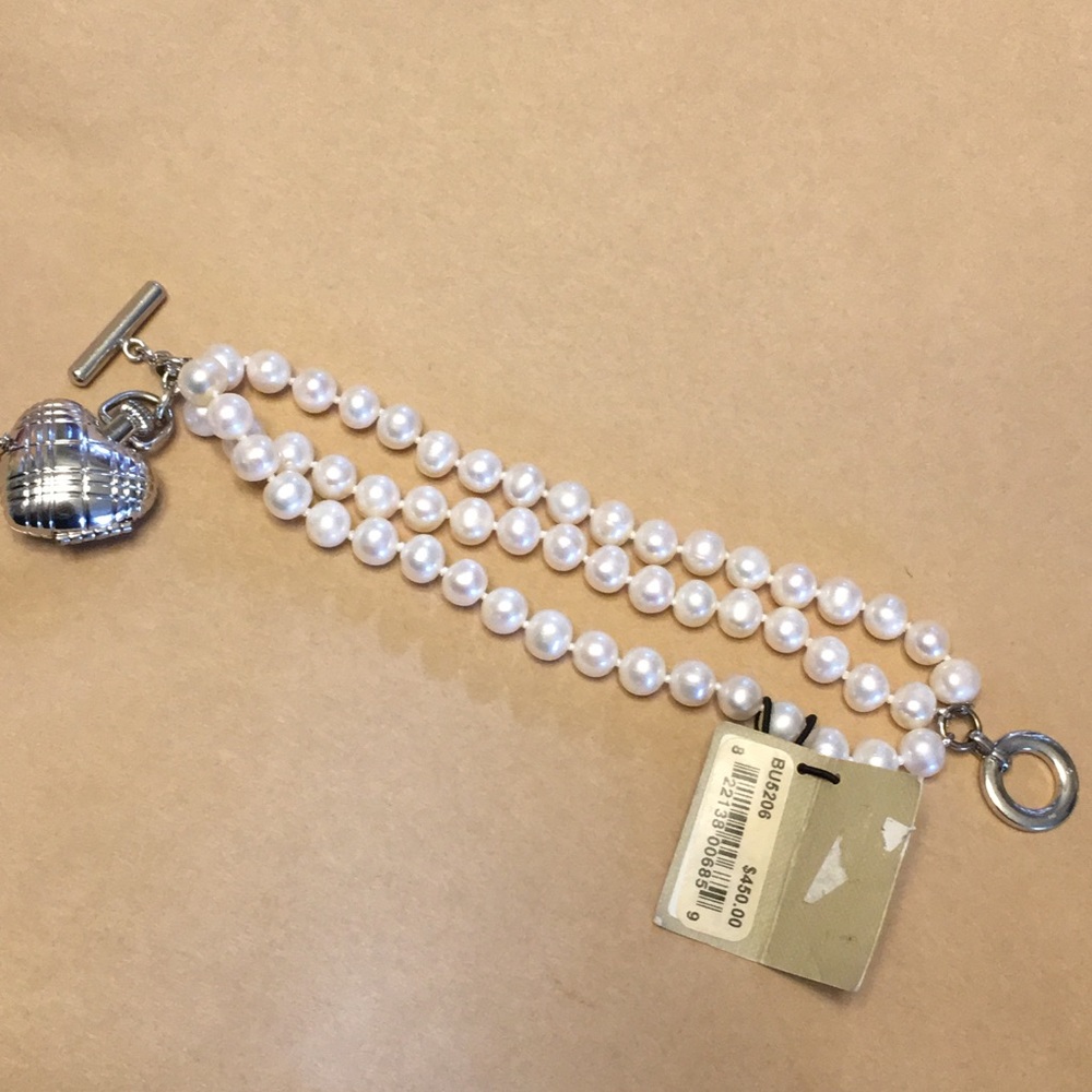 Burberry Pearl Watch with Mother of Pearl New 925